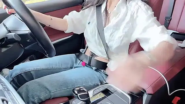 Snapshot of newwell chatting on 25, 11, 2025 newwell online show from 25, 11, 2025