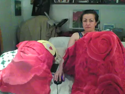 Snapshot of MariaAnaSunshine chatting on 7, 3, 2025 MariaAnaSunshine online show from 7, 3, 2025