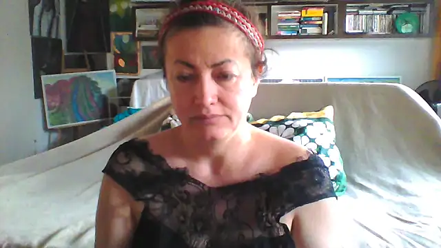 Snapshot of MariaAnaSunshine chatting on 9, 9, 2025 MariaAnaSunshine online show from 9, 9, 2025