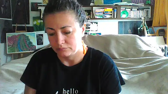Snapshot of MariaAnaSunshine chatting on 11, 10, 2025 MariaAnaSunshine online show from 11, 10, 2025