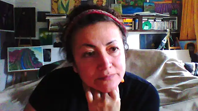Snapshot of MariaAnaSunshine chatting on 17, 10, 2025 MariaAnaSunshine online show from 17, 10, 2025