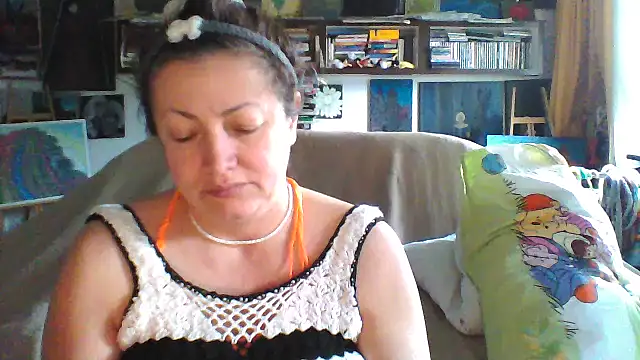 MariaAnaSunshine online show from 11, 2, 2026