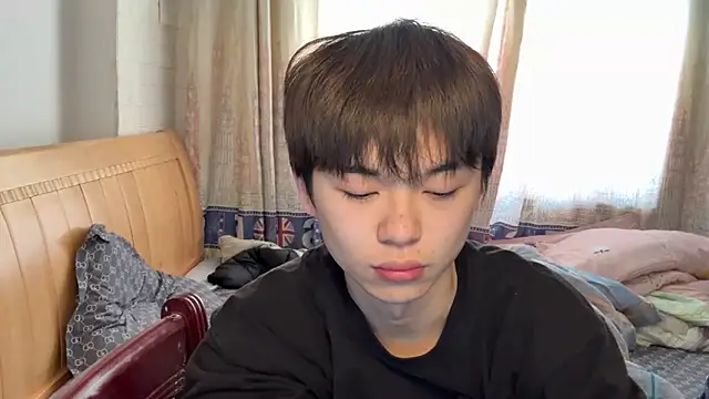 xiaottt1918 online show from 13, 1, 2025