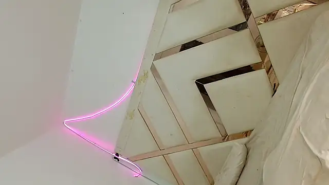 vahileht smith online show from 18, 2, 2025