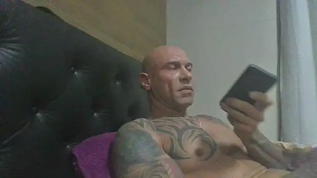 Snapshot of Arc8njoblack chatting on 3, 7, 2026 Arc8njoblack online show from 3, 7, 2026