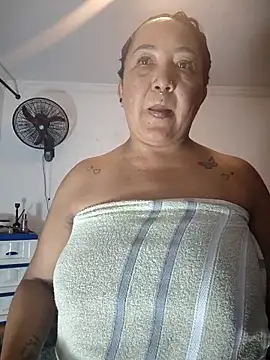 Snapshot of cougar_town chatting on 15, 11, 2025 cougar town online show from 15, 11, 2025