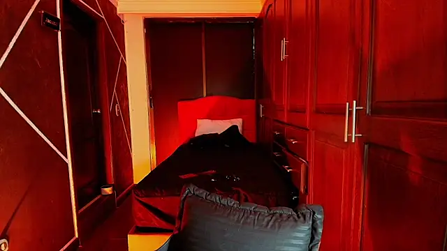 Snapshot of SexyNaf chatting on 24, 2, 2025 SexyNaf online show from 24, 2, 2025