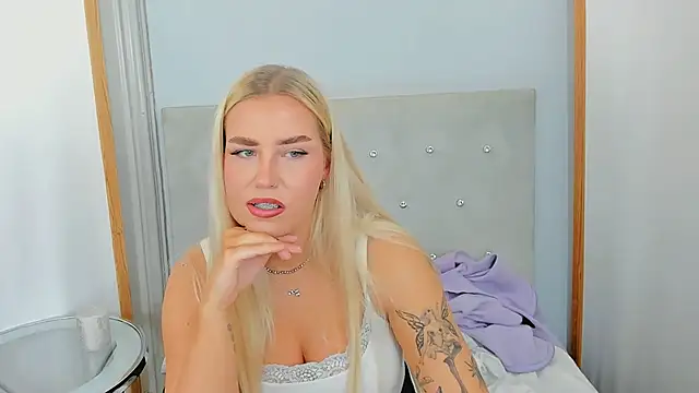 KristyHoney online show from 23, 2, 2025