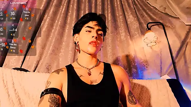 Snapshot of Mathew_stardust chatting on 24, 10, 2025 Mathew stardust online show from 24, 10, 2025