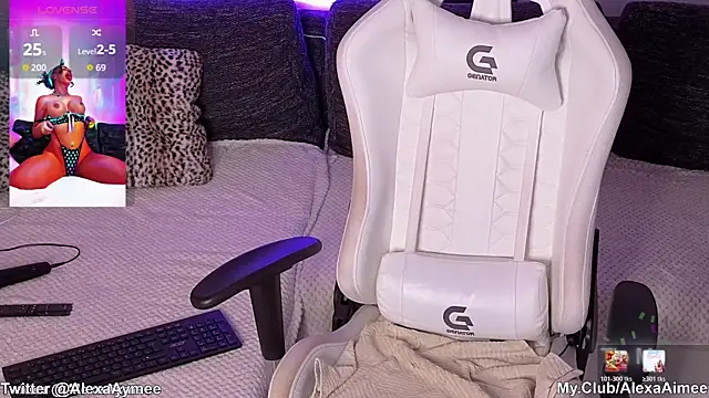 AlexaAimee online show from 25, 3, 2026