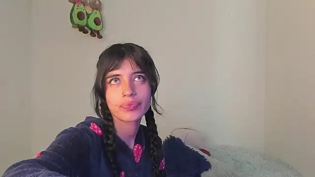 Snapshot of CelesteXCute chatting on 5, 2, 2025 CelesteXCute online show from 5, 2, 2025