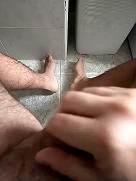 Snapshot of user_662 chatting on 1, 12, 2025 user 662 online show from 1, 12, 2025