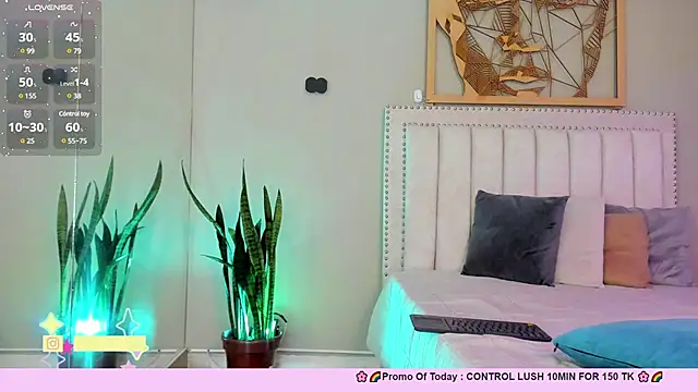 Snapshot of _EmilyJireh_ chatting on 21, 2, 2025 EmilyJireh online show from 21, 2, 2025
