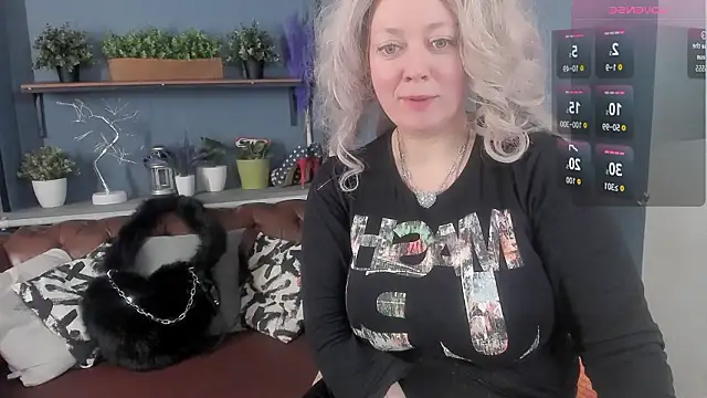 JesiaFoxi online show from 9, 2, 2026