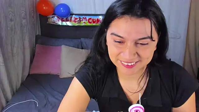 Snapshot of Judychase2 chatting on 27, 12, 2024 Judychase2 online show from 27, 12, 2024