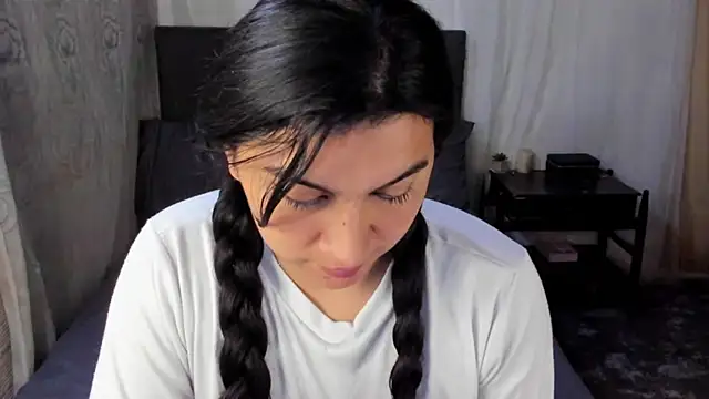 Snapshot of Judychase2 chatting on 6, 2, 2025 Judychase2 online show from 6, 2, 2025