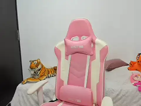 Snapshot of saori_9b chatting on 18, 1, 2025 saori 9b online show from 18, 1, 2025