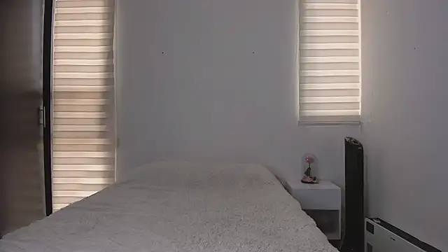 Snapshot of saori_9b chatting on 14, 9, 2025 saori 9b online show from 14, 9, 2025