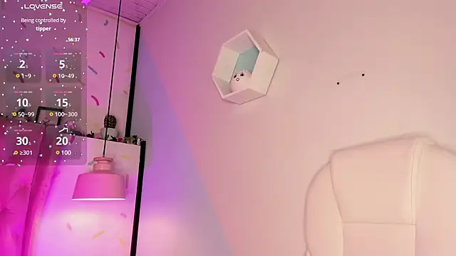 Giovanna oliveira online show from 7, 2, 2025