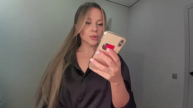  cometoseeme  online show from 13, 9, 2025