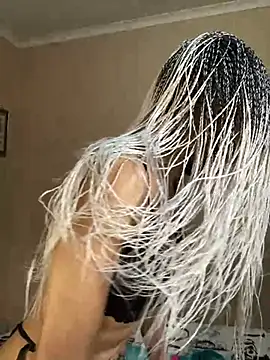 Snapshot of niccki3 chatting on 21, 12, 2024 niccki3 online show from 21, 12, 2024