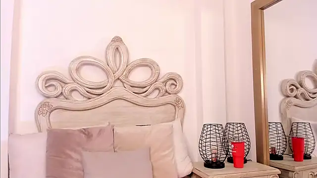 Snapshot of Victoria_vallejo_ chatting on 8, 3, 2025 Victoria vallejo online show from 8, 3, 2025