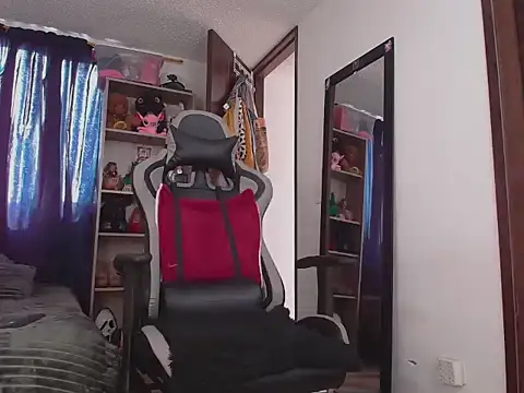 Snapshot of Danna_Bella666 chatting on 22, 12, 2025 Danna Bella666 online show from 22, 12, 2025