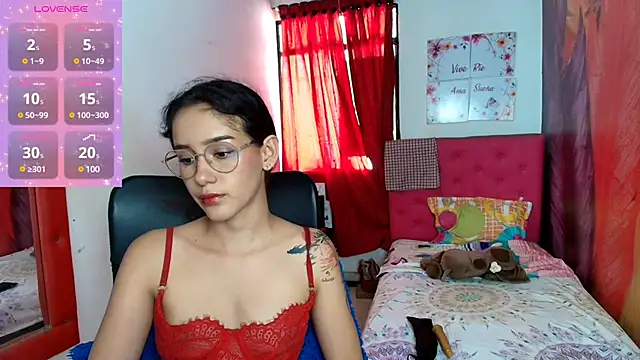 miley blue  online show from 17, 3, 2025