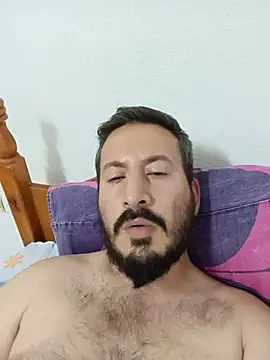 Snapshot of Karizmatikman chatting on 7, 8, 2026 Karizmatikman online show from 7, 8, 2026