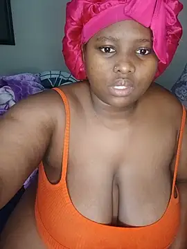 Snapshot of queenxdede chatting on 15, 5, 2026 queenxdede online show from 15, 5, 2026
