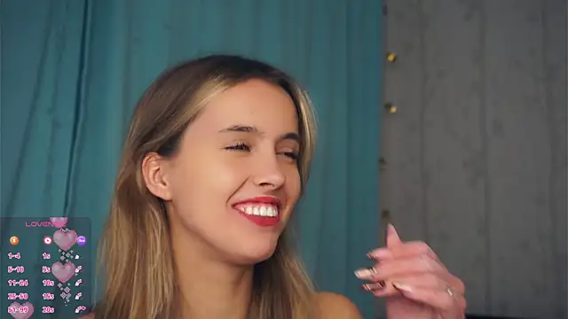 Snapshot of FannyHewson chatting on 24, 10, 2025 FannyHewson online show from 24, 10, 2025