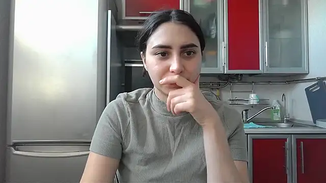 Snapshot of Kashtanka_ chatting on 8, 2, 2025 Kashtanka online show from 8, 2, 2025