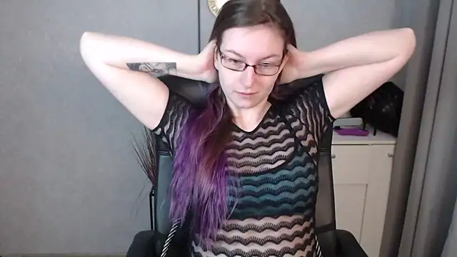 Snapshot of emmaxDelight chatting on 23, 10, 2025 emmaxDelight online show from 23, 10, 2025