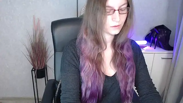 Snapshot of emmaxDelight chatting on 30, 10, 2025 emmaxDelight online show from 30, 10, 2025