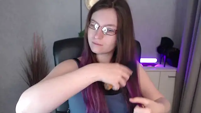 Snapshot of emmaxDelight chatting on 27, 11, 2025 emmaxDelight online show from 27, 11, 2025