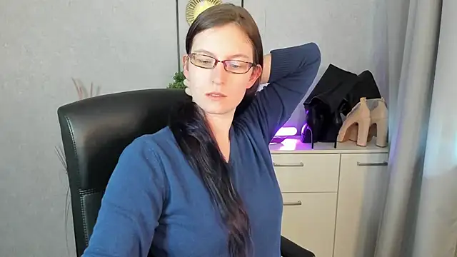 emmaxDelight online show from 14, 7, 2026
