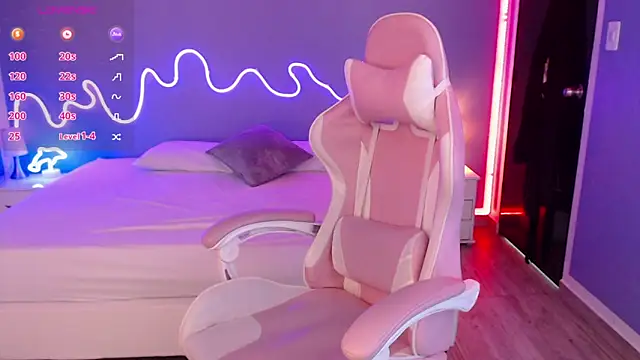 Snapshot of zoe_jones13 chatting on 10, 3, 2025 zoe jones13 online show from 10, 3, 2025