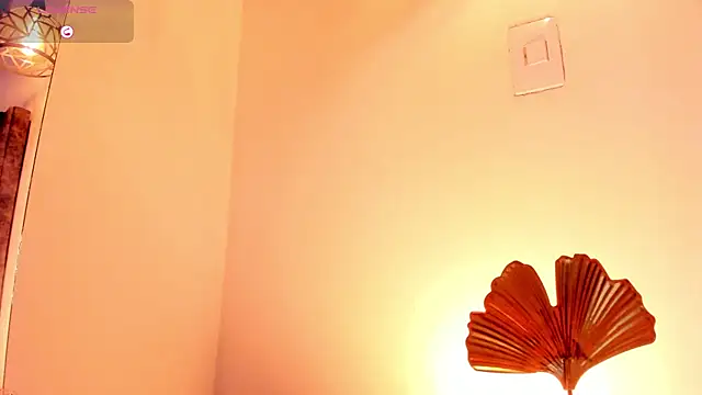 Mia ross16 online show from 9, 2, 2025