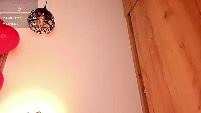 Mia ross16 online show from 15, 2, 2025