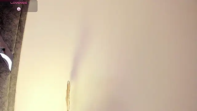 Mia ross16 online show from 17, 2, 2025