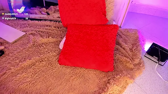 Mia ross16 online show from 19, 3, 2025