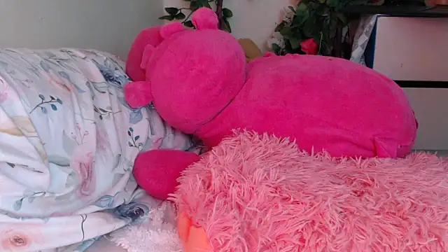 Snapshot of Gianna_cute_ chatting on 9, 9, 2025 Gianna cute online show from 9, 9, 2025