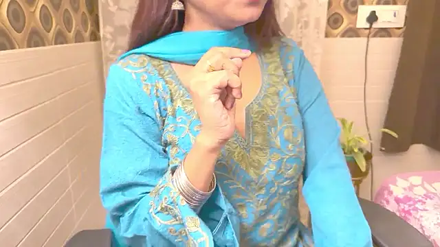 Your Sassy Goddess online show from 17, 1, 2025