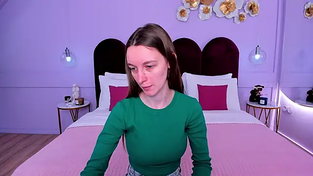 AshleyMillsss online show from 28, 2, 2025