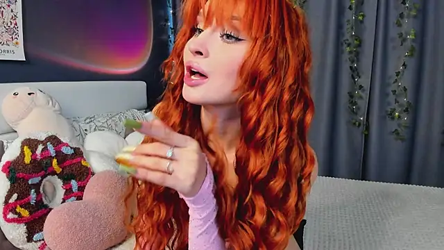 Snapshot of _Jenny_Miller_ chatting on 19, 7, 2026 Jenny Miller online show from 19, 7, 2026