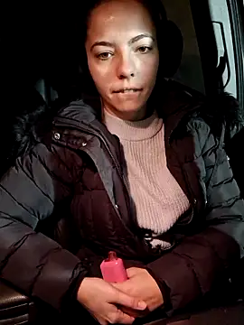 allinqueen online show from 2, 12, 2024