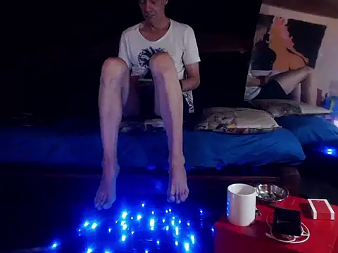 laye19 online show from 30, 9, 2025