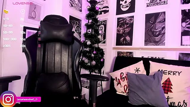 Lexyjoycce online show from 17, 12, 2025