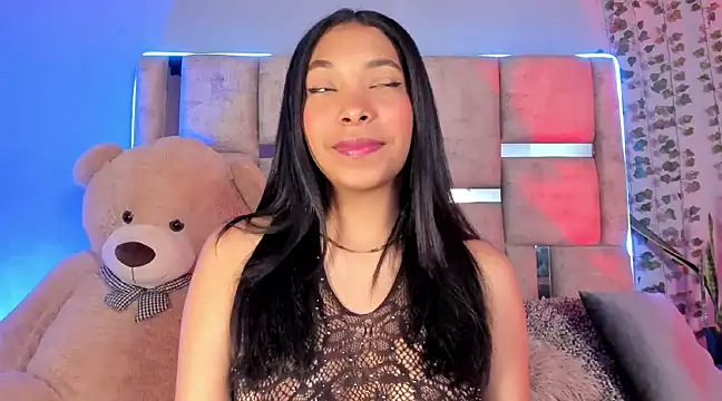 Snapshot of KarolRojas_ chatting on 14, 2, 2025 KarolRojas online show from 14, 2, 2025