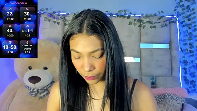 Snapshot of KarolRojas_ chatting on 17, 2, 2025 KarolRojas online show from 17, 2, 2025